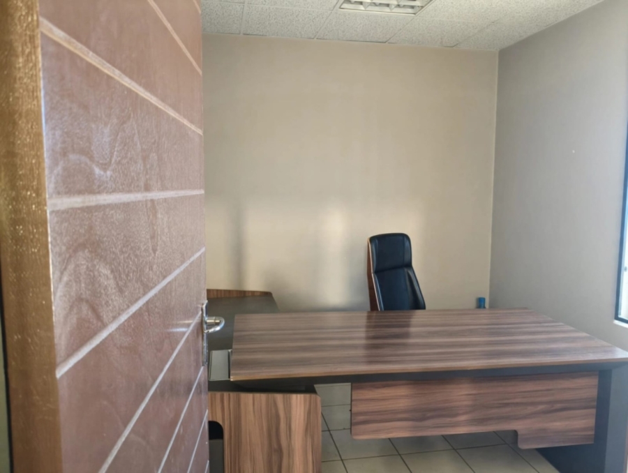 To Let Commercial Property for Rent in Sunderland Ridge Gauteng