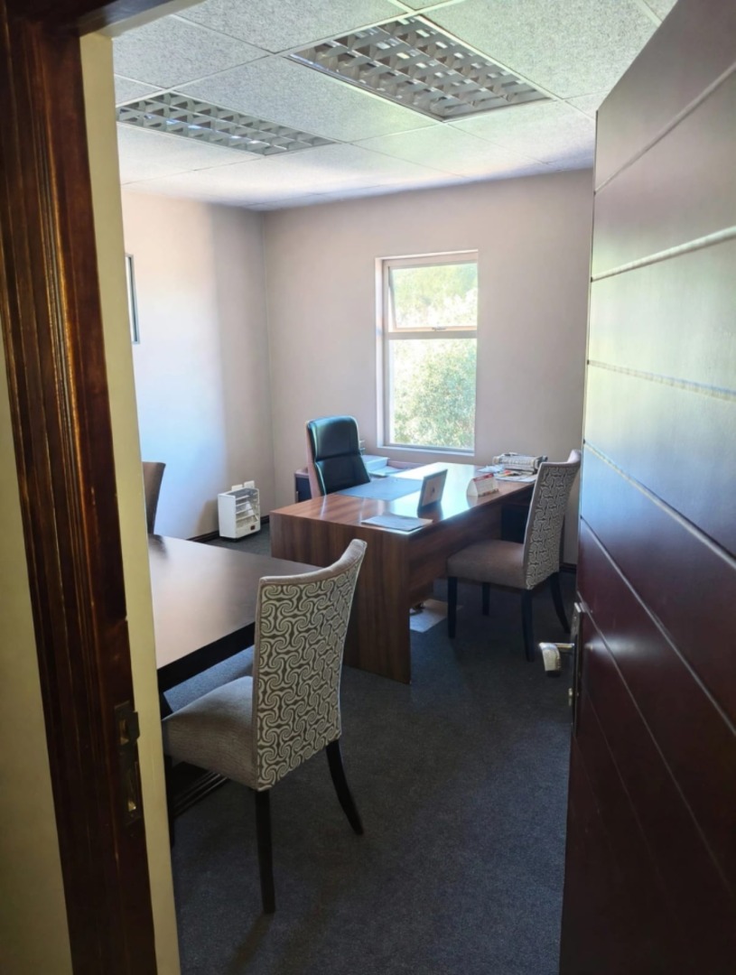 To Let Commercial Property for Rent in Sunderland Ridge Gauteng