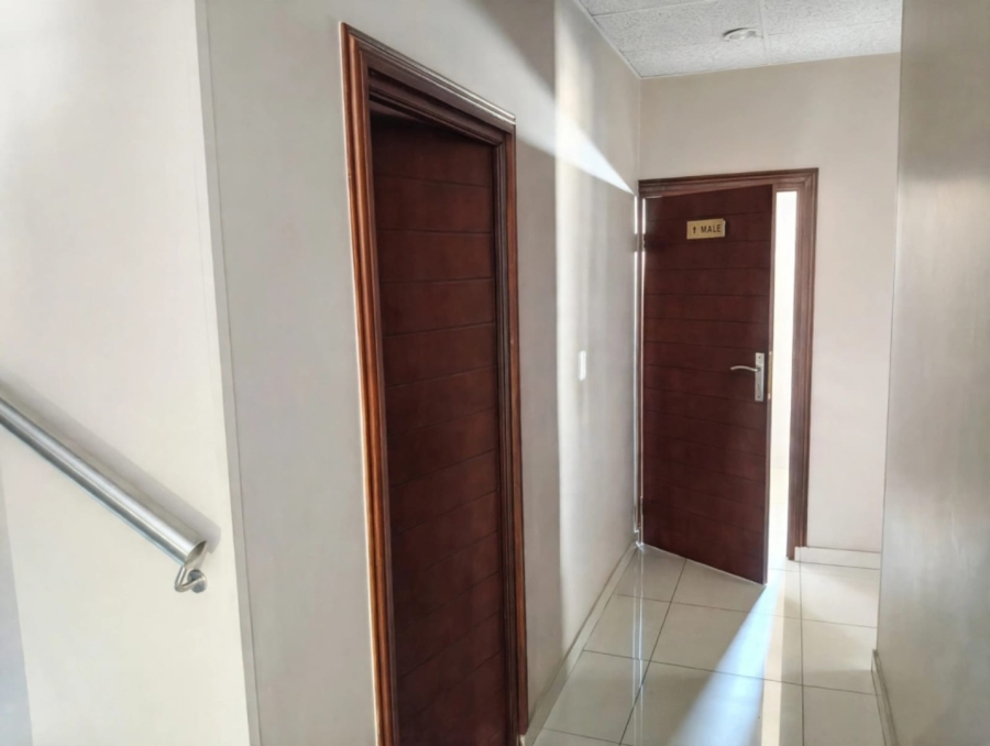 To Let Commercial Property for Rent in Sunderland Ridge Gauteng