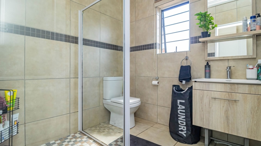 3 Bedroom Property for Sale in Brentwood Park Gauteng