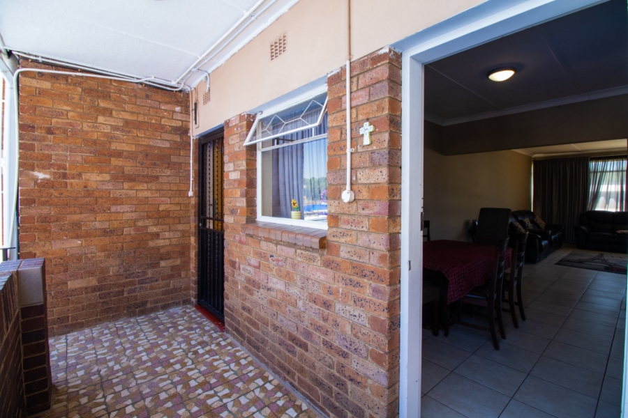1 Bedroom Property for Sale in Benoni Central Gauteng