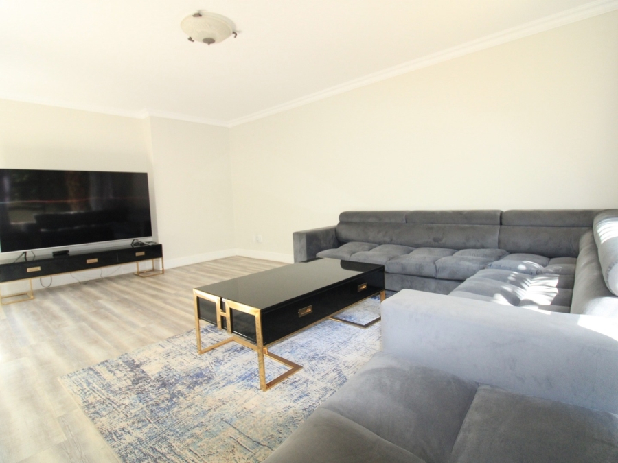 To Let 5 Bedroom Property for Rent in Dainfern Golf Estate Gauteng