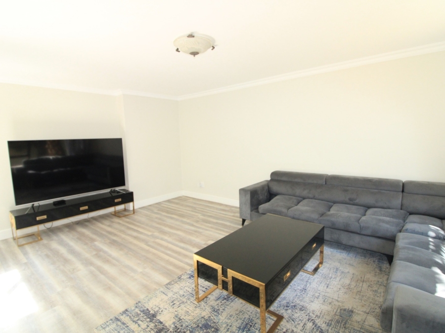 To Let 5 Bedroom Property for Rent in Dainfern Golf Estate Gauteng