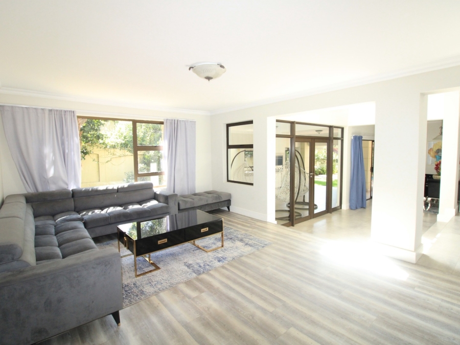 To Let 5 Bedroom Property for Rent in Dainfern Golf Estate Gauteng