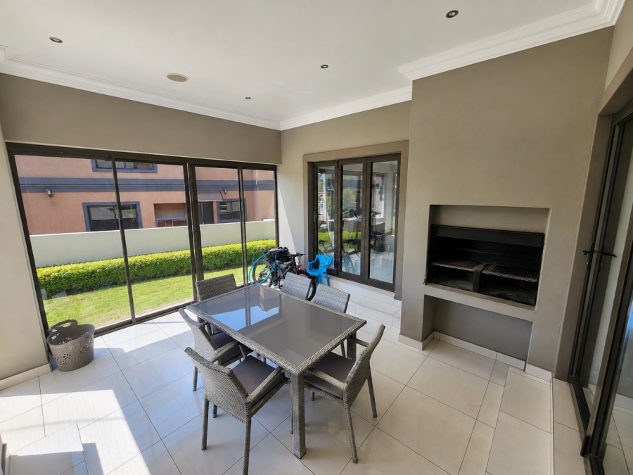 3 Bedroom Property for Sale in Blue Valley Golf Estate Gauteng