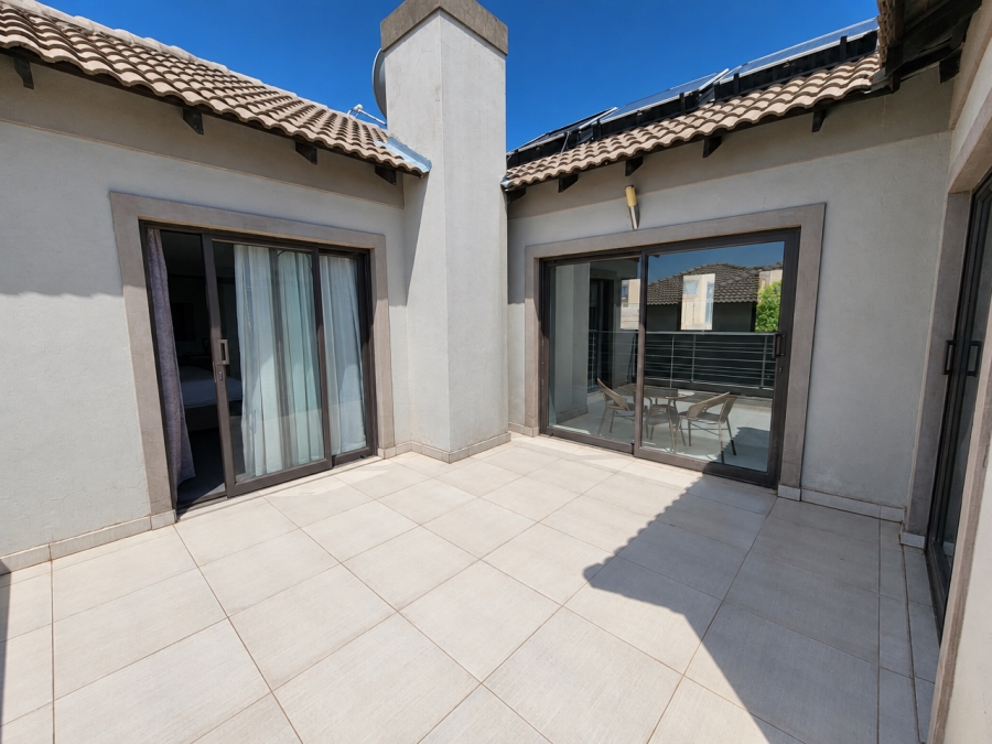 3 Bedroom Property for Sale in Blue Valley Golf Estate Gauteng