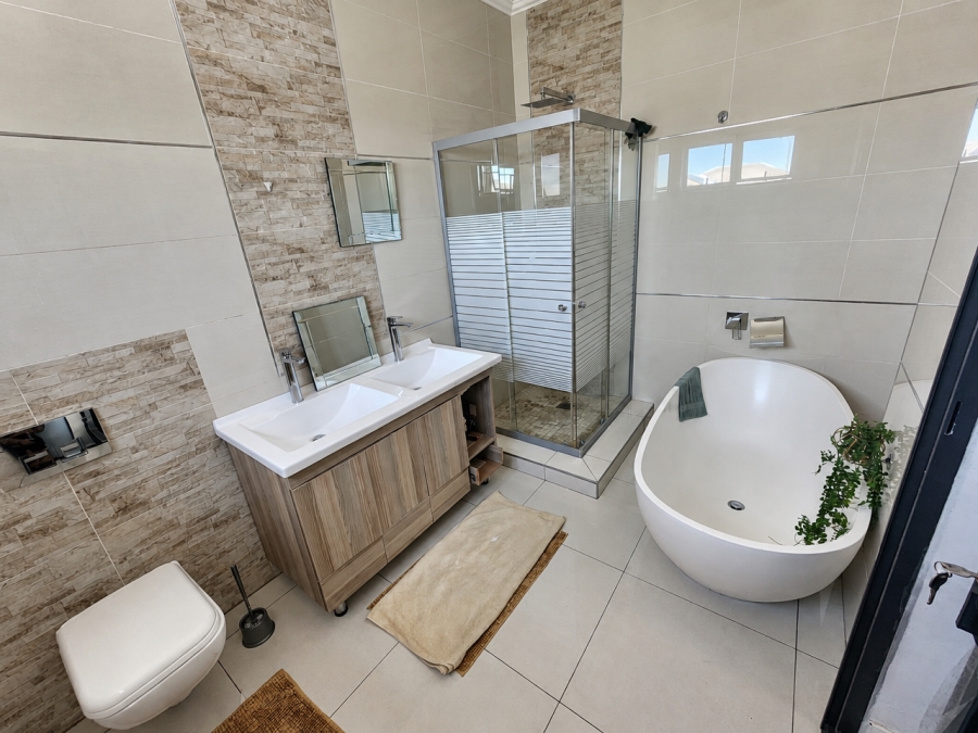 3 Bedroom Property for Sale in Blue Valley Golf Estate Gauteng