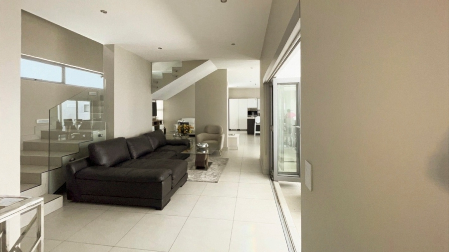 4 Bedroom Property for Sale in Bryanston Gauteng