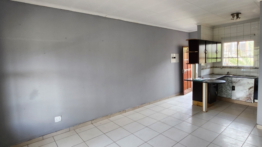 2 Bedroom Property for Sale in Winchester Hills Gauteng