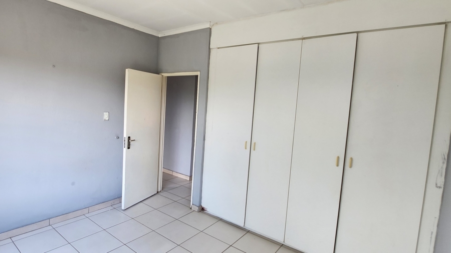 2 Bedroom Property for Sale in Winchester Hills Gauteng