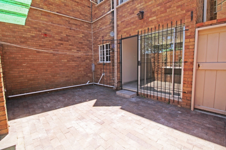 To Let 3 Bedroom Property for Rent in Bryanston Gauteng