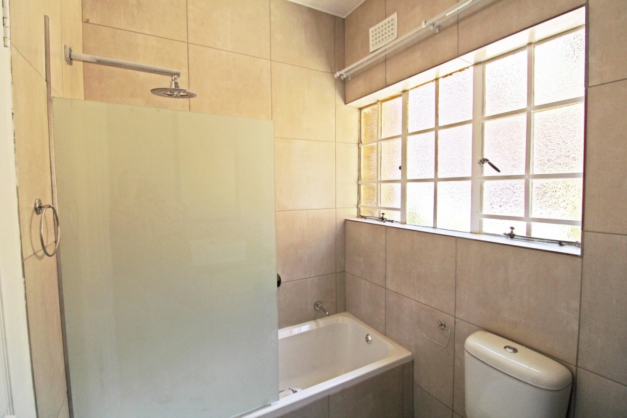 To Let 3 Bedroom Property for Rent in Bryanston Gauteng