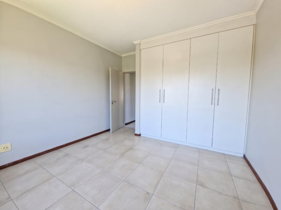 To Let 2 Bedroom Property for Rent in Lonehill Gauteng