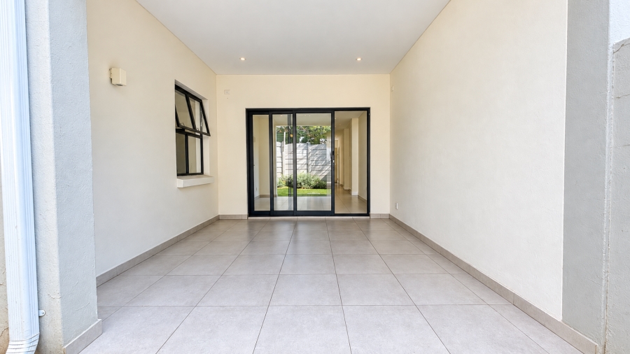 To Let 2 Bedroom Property for Rent in Morningside Gauteng