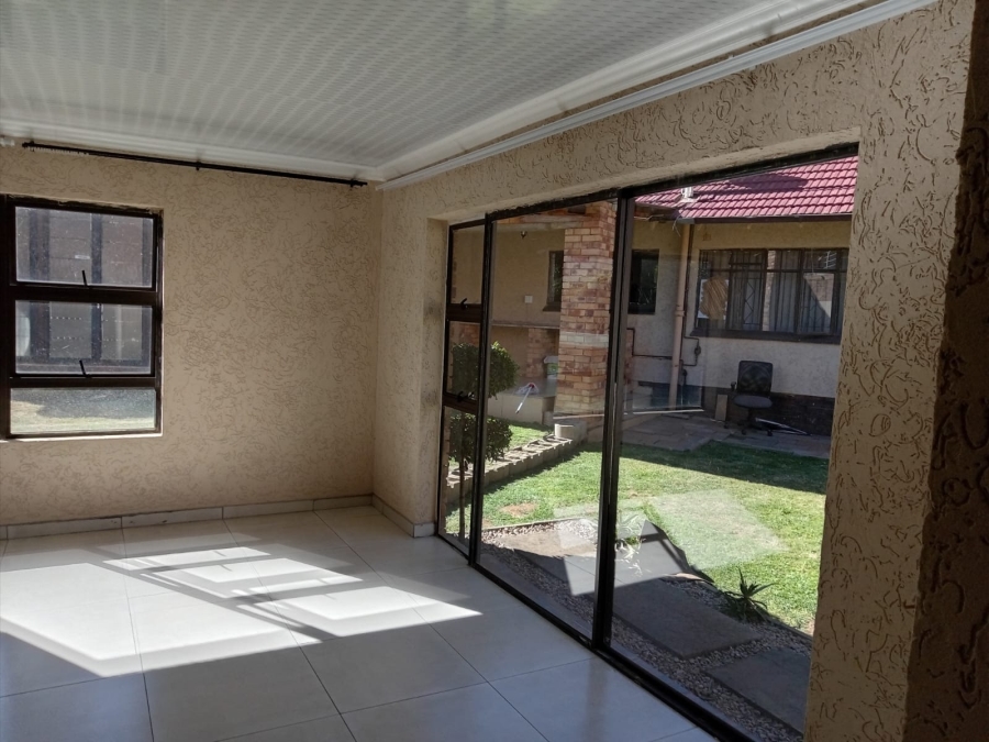 To Let 4 Bedroom Property for Rent in Kempton Park Ext 4 Gauteng