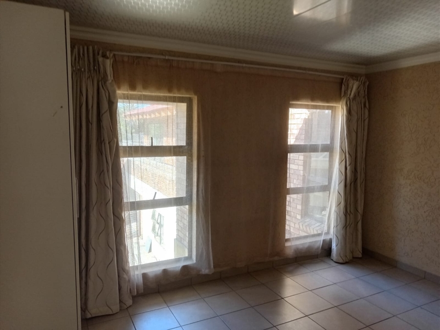 To Let 4 Bedroom Property for Rent in Kempton Park Ext 4 Gauteng