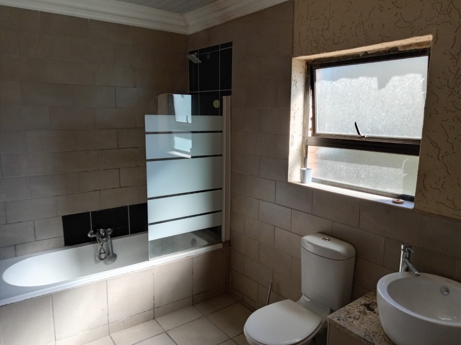 To Let 4 Bedroom Property for Rent in Kempton Park Ext 4 Gauteng