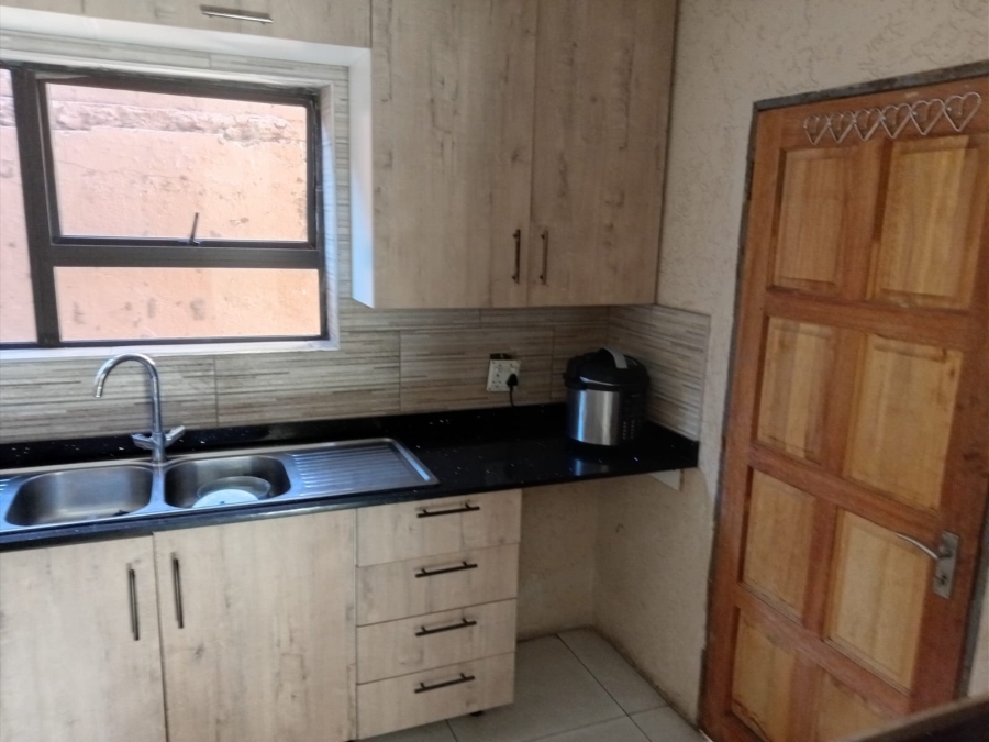 To Let 4 Bedroom Property for Rent in Kempton Park Ext 4 Gauteng