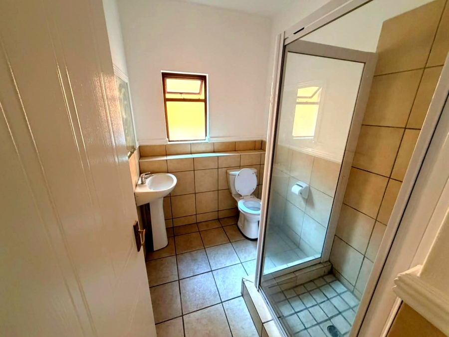 2 Bedroom Property for Sale in Morningside Gauteng