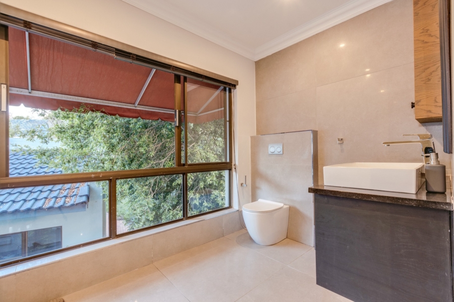 4 Bedroom Property for Sale in Dainfern Golf Estate Gauteng