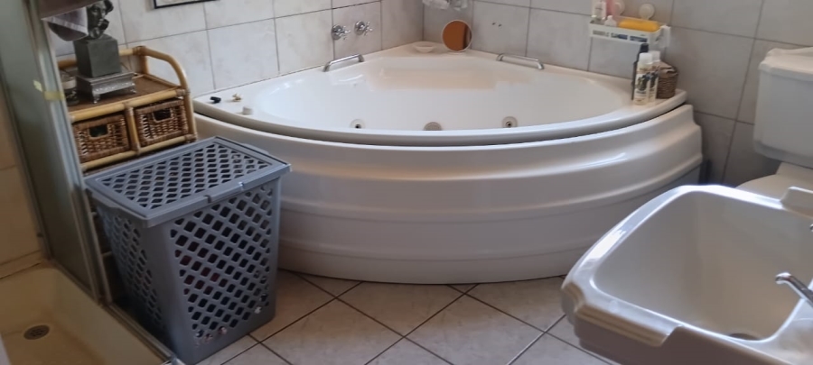 3 Bedroom Property for Sale in Pretoria North Gauteng