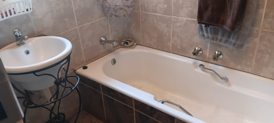 3 Bedroom Property for Sale in Pretoria North Gauteng