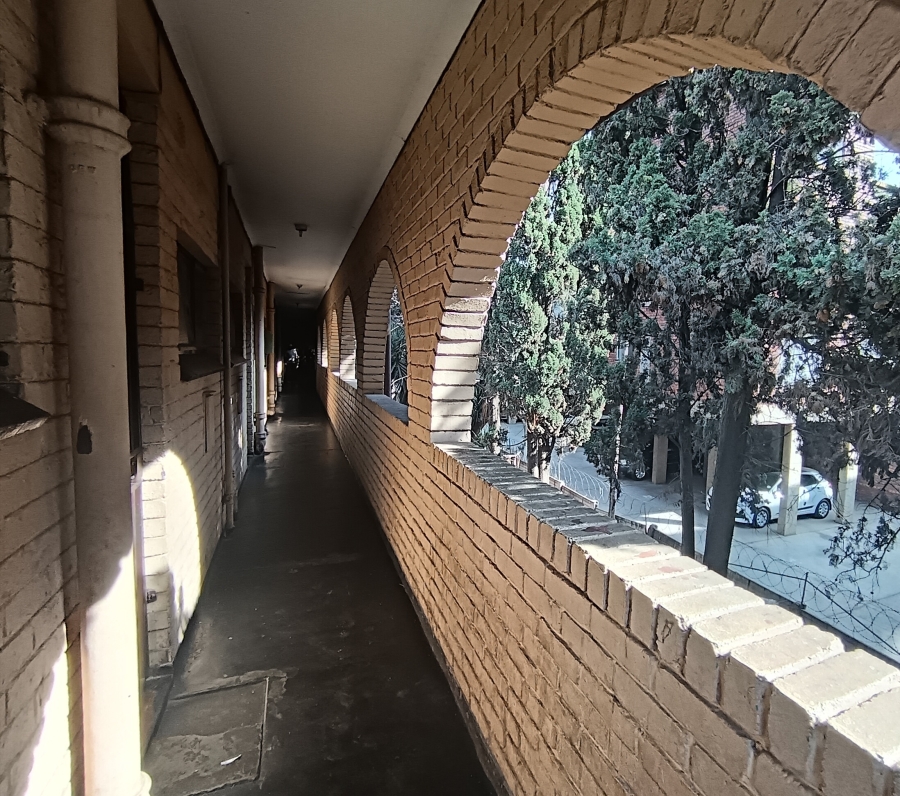 1 Bedroom Property for Sale in Pretoria West Gauteng