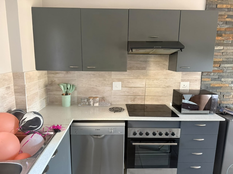 To Let 1 Bedroom Property for Rent in Blue Hills Gauteng