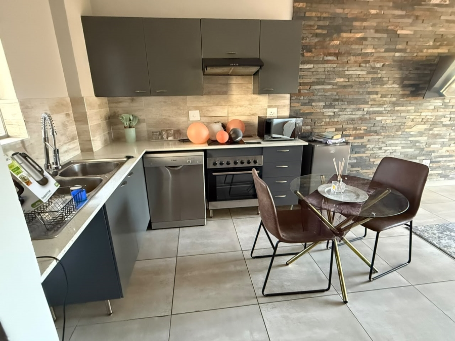 To Let 1 Bedroom Property for Rent in Blue Hills Gauteng