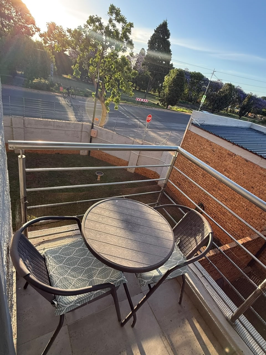 To Let 1 Bedroom Property for Rent in Blue Hills Gauteng