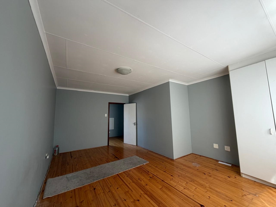 To Let 3 Bedroom Property for Rent in Halfway Gardens Gauteng