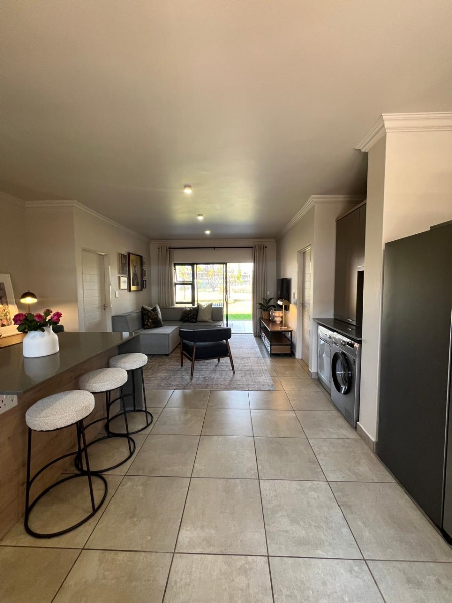To Let 2 Bedroom Property for Rent in Six Fountains Residential Estate Gauteng