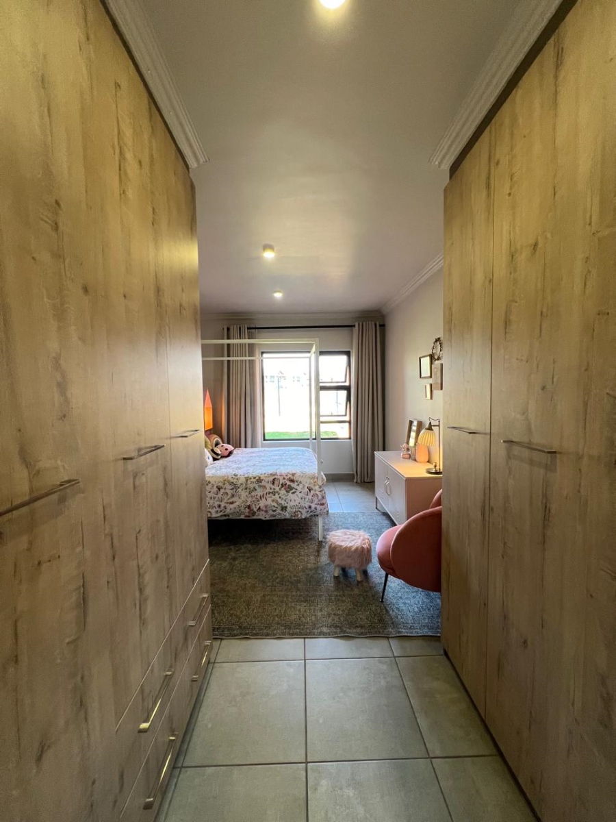 To Let 2 Bedroom Property for Rent in Six Fountains Residential Estate Gauteng