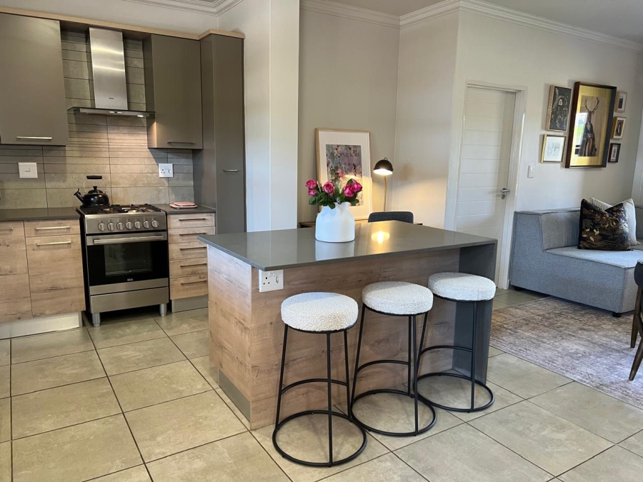 To Let 2 Bedroom Property for Rent in Six Fountains Residential Estate Gauteng