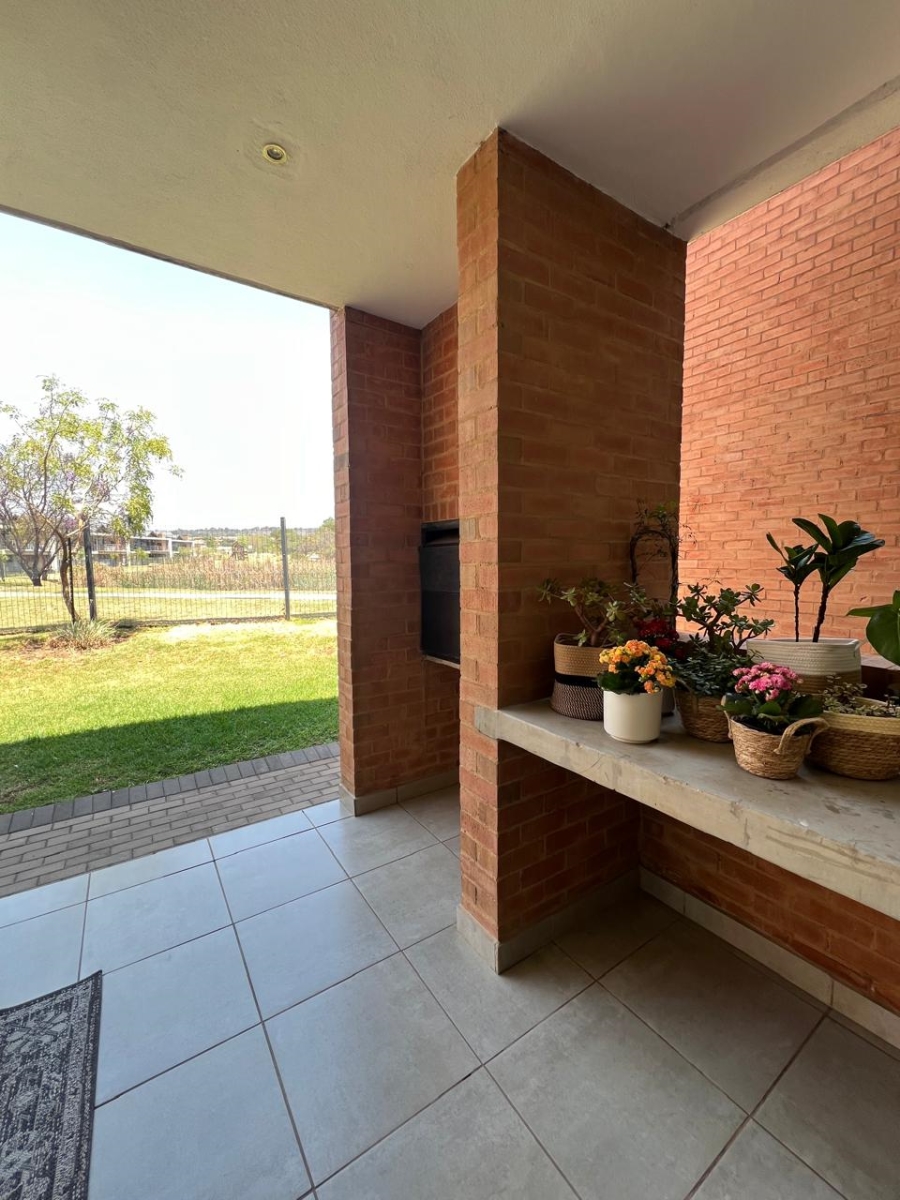 To Let 2 Bedroom Property for Rent in Six Fountains Residential Estate Gauteng