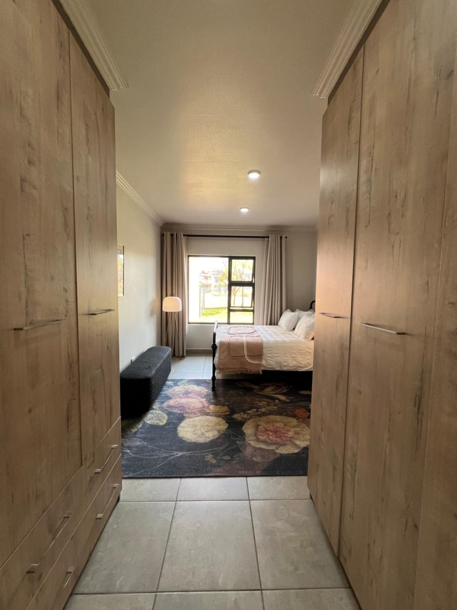 To Let 2 Bedroom Property for Rent in Six Fountains Residential Estate Gauteng