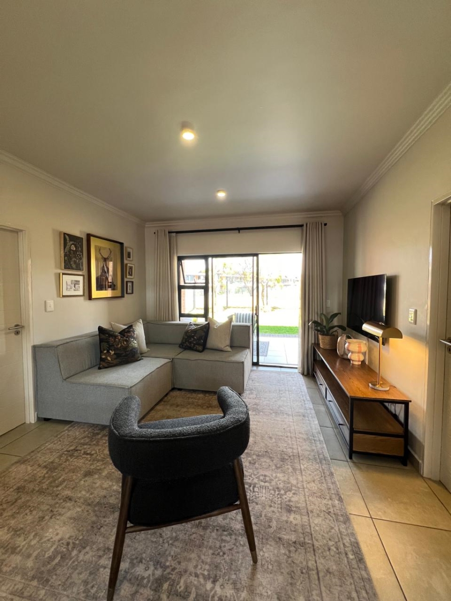To Let 2 Bedroom Property for Rent in Six Fountains Residential Estate Gauteng