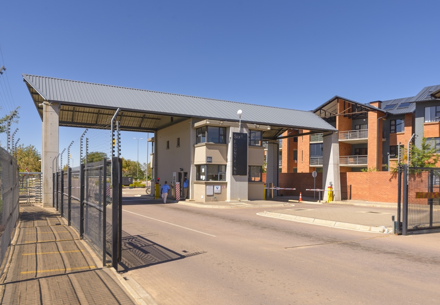 To Let 2 Bedroom Property for Rent in Six Fountains Residential Estate Gauteng