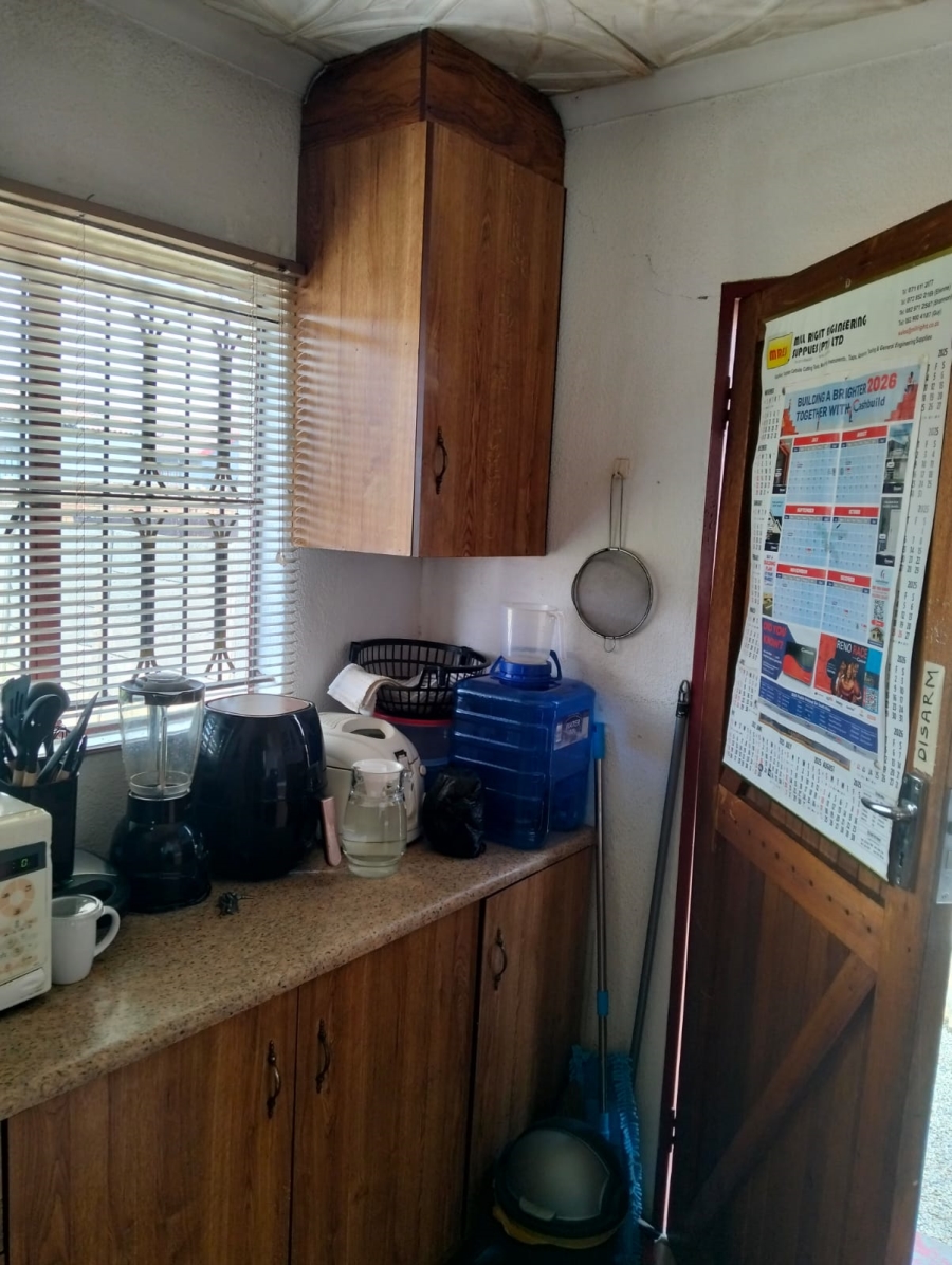 To Let 2 Bedroom Property for Rent in Cloverdene Gauteng