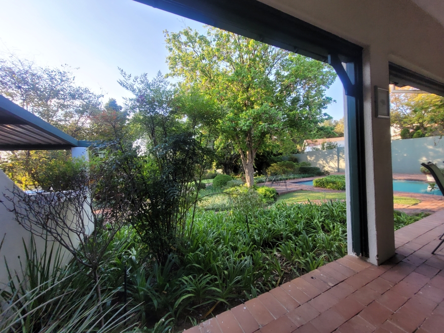 To Let 1 Bedroom Property for Rent in Fourways Gauteng
