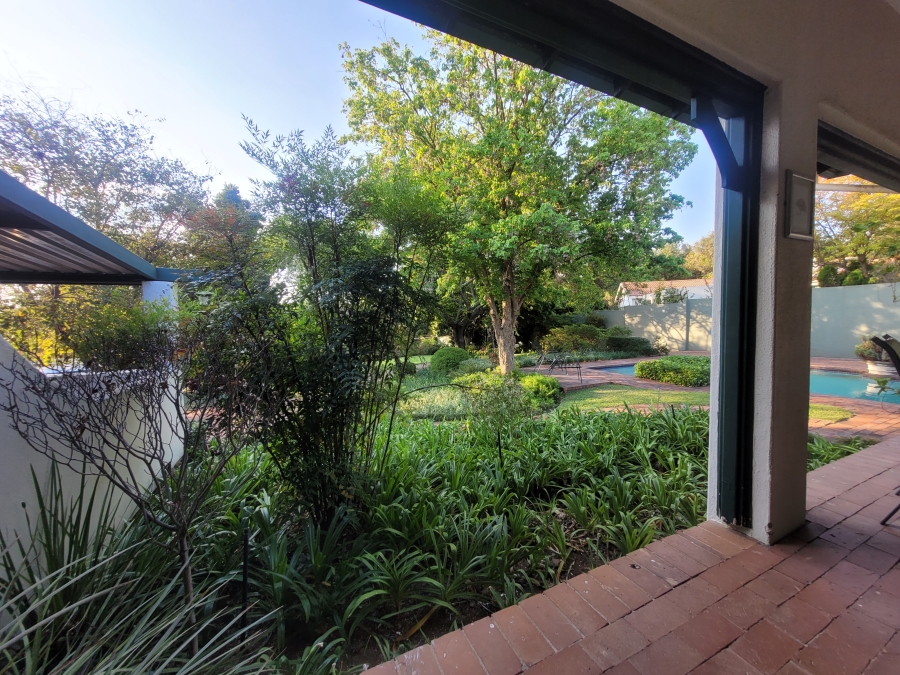 To Let 1 Bedroom Property for Rent in Fourways Gauteng