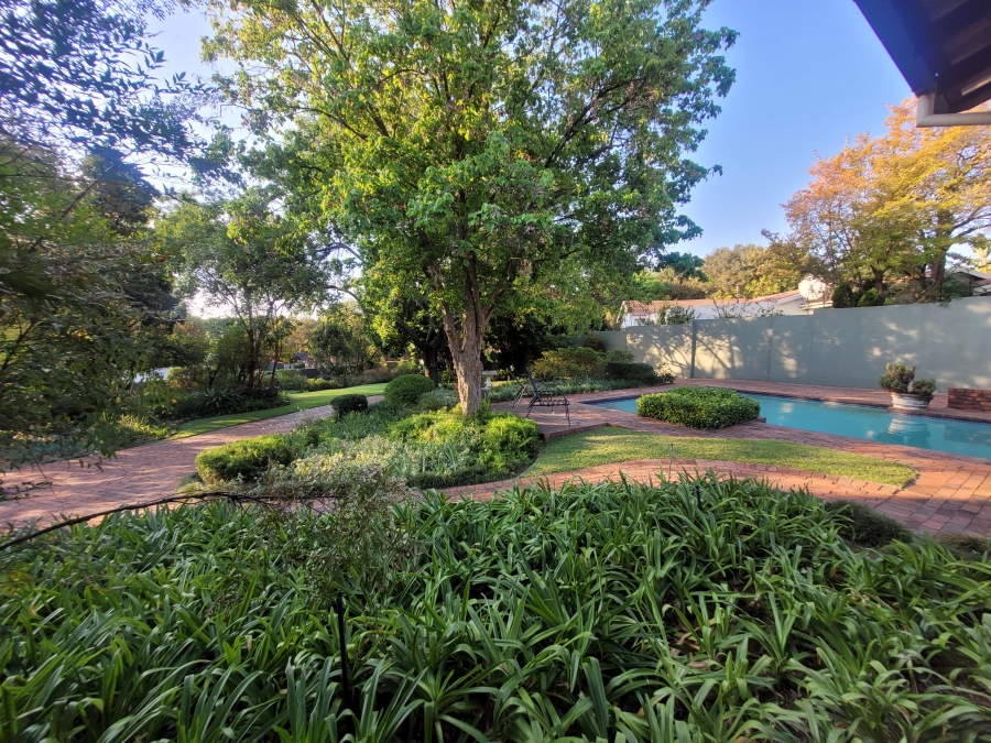 To Let 1 Bedroom Property for Rent in Fourways Gauteng