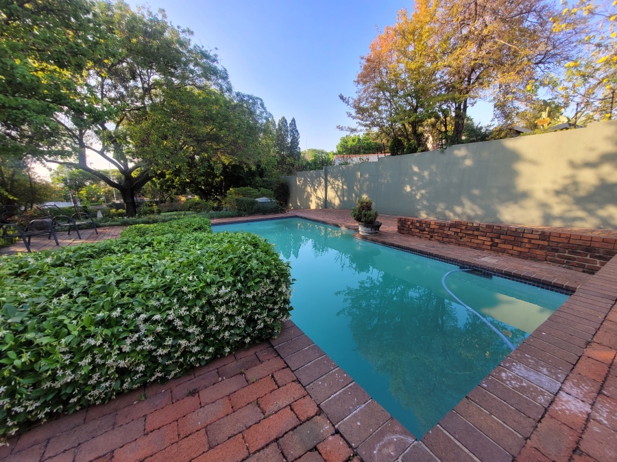 To Let 1 Bedroom Property for Rent in Fourways Gauteng