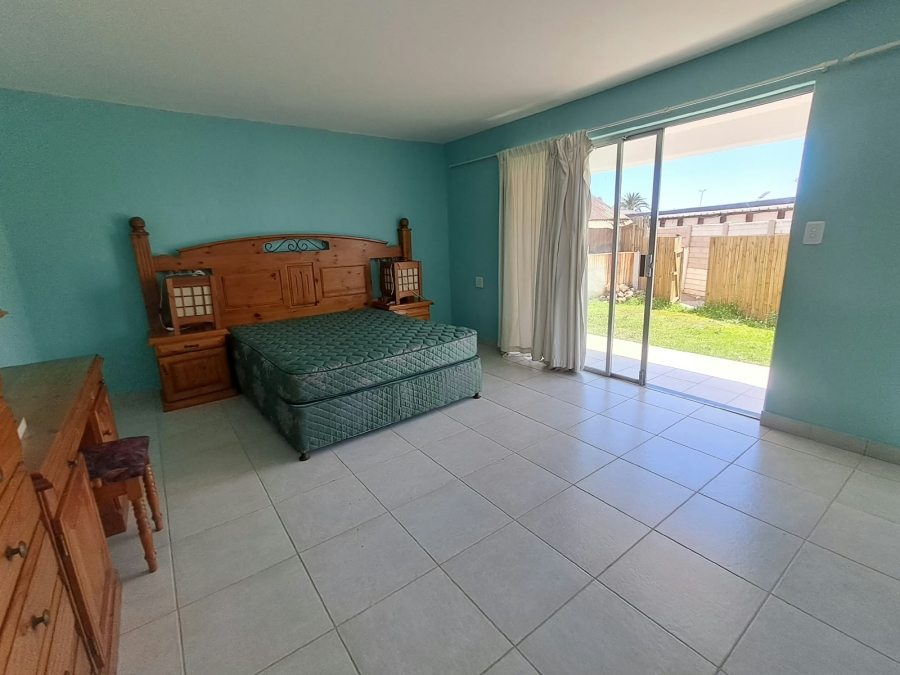 To Let 1 Bedroom Property for Rent in Fontainebleau Gauteng