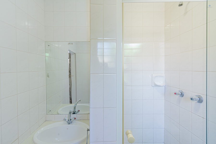 2 Bedroom Property for Sale in Lonehill Gauteng
