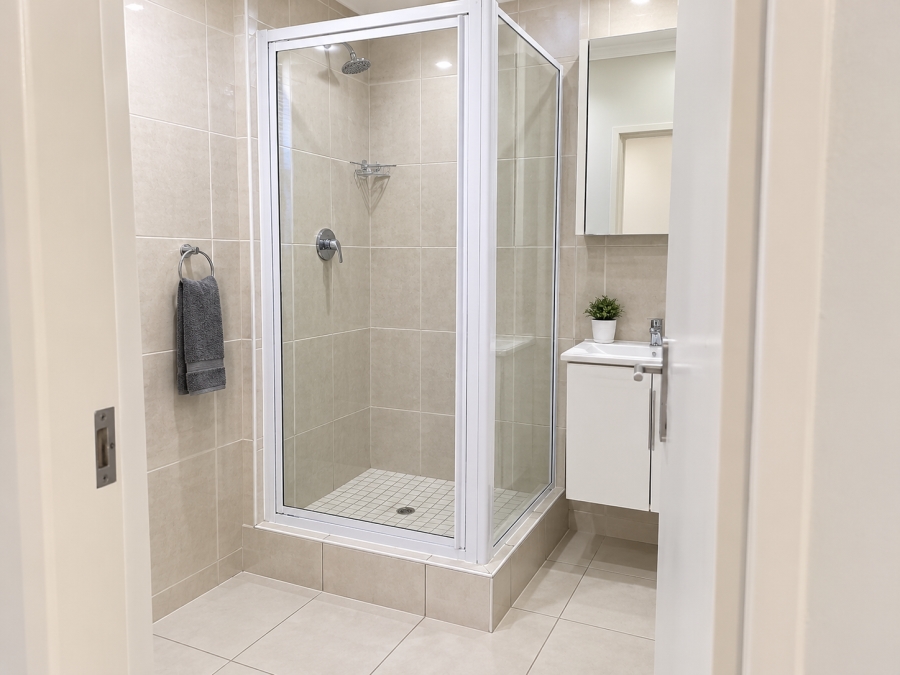 To Let 1 Bedroom Property for Rent in Lonehill Gauteng