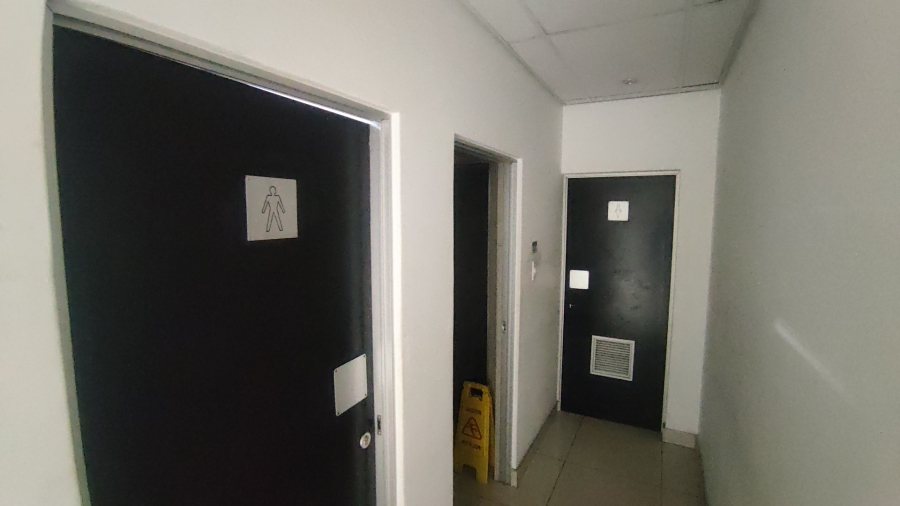 To Let Commercial Property for Rent in North Riding Gauteng