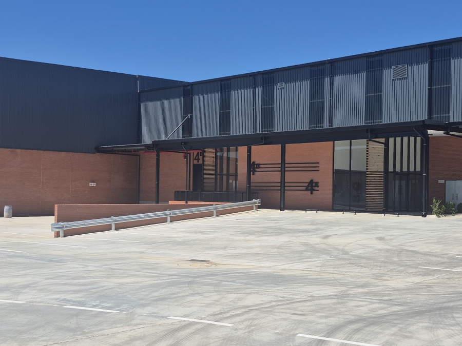 To Let Commercial Property for Rent in Gosforth Park Gauteng