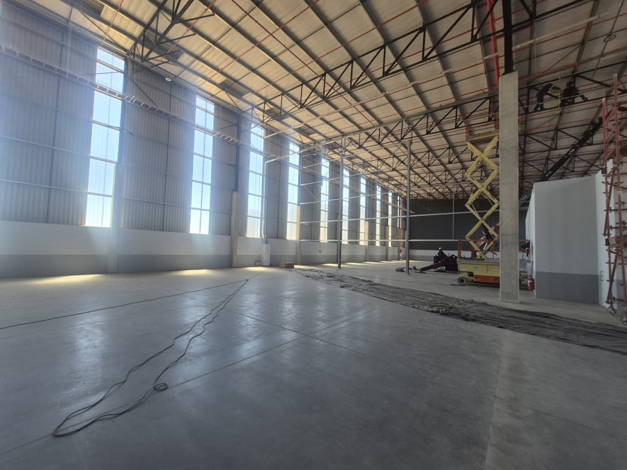 To Let Commercial Property for Rent in Gosforth Park Gauteng