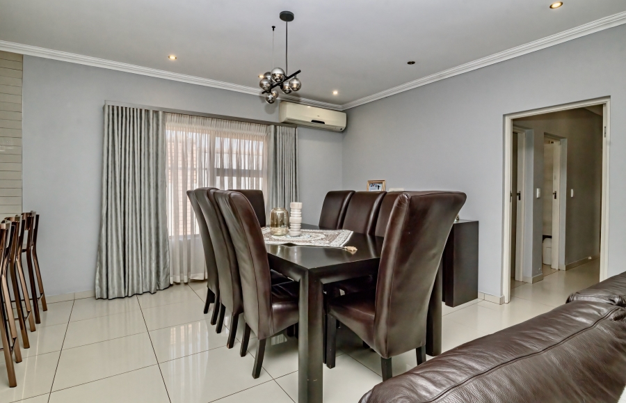 4 Bedroom Property for Sale in The Meadows Gauteng